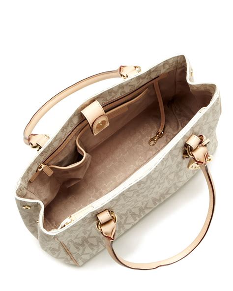 michael kors tas jet set travel|michael kors jet set airplane.